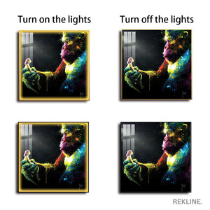 Gorilla Canvas Wall Art | LED Design in Gold or Black Frame | 100×100 cm Emotional Street-Style Piece with Bold Detail | By REKLINE