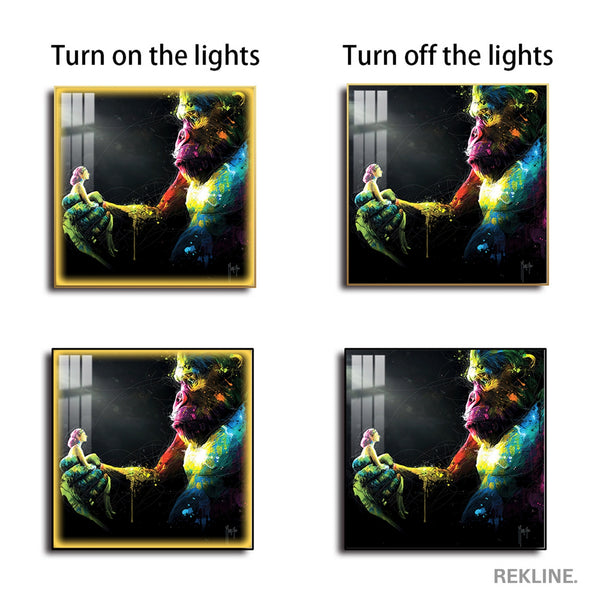 Gorilla Canvas Wall Art | LED Design in Gold or Black Frame | 100×100 cm Emotional Street-Style Piece with Bold Detail | By REKLINE