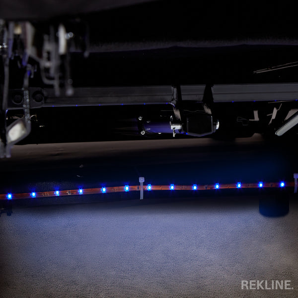 Home Cinema Chair in Red Real Leather | Luxury for Gaming & Movie Theatre Seating | Electric Recliner with Power Headrest & Automatic Lumbar Support | Assisi by REKLINE